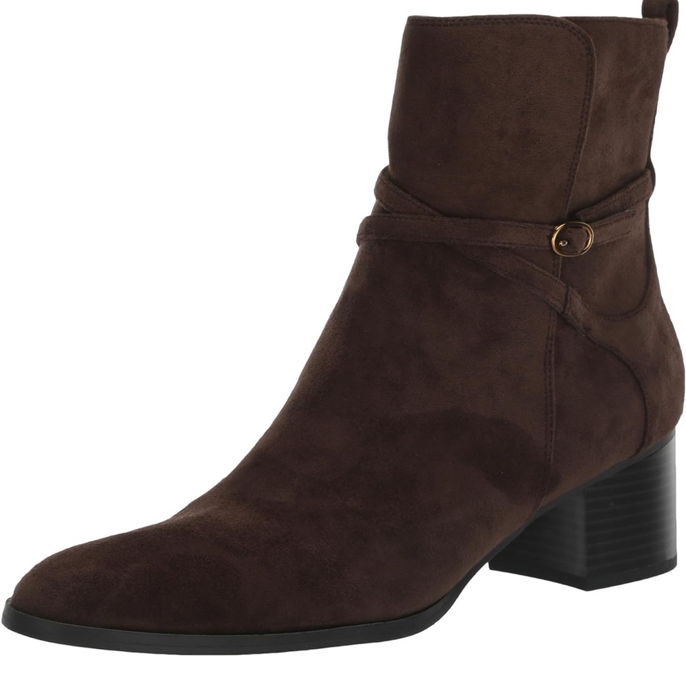 NWOT Anne Klein Dark Brown Ankle Booties